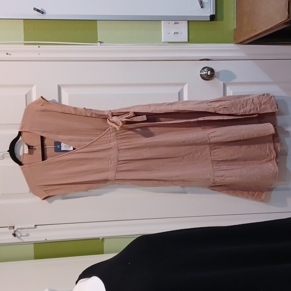 NWT Universal Thread Med "pink" cotton wrap midi dress - Picture 1 of 10
